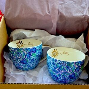 Lilly Pulitzer beautiful teacups/ mugs (2)